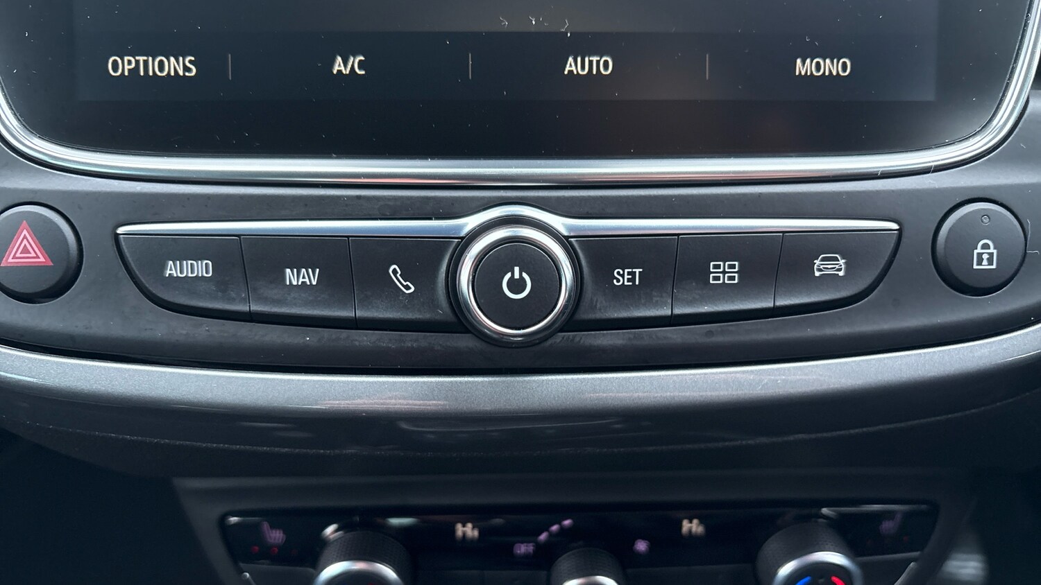 Used Vauxhall Crossland 2022 for sale - 76792903: Photo 24