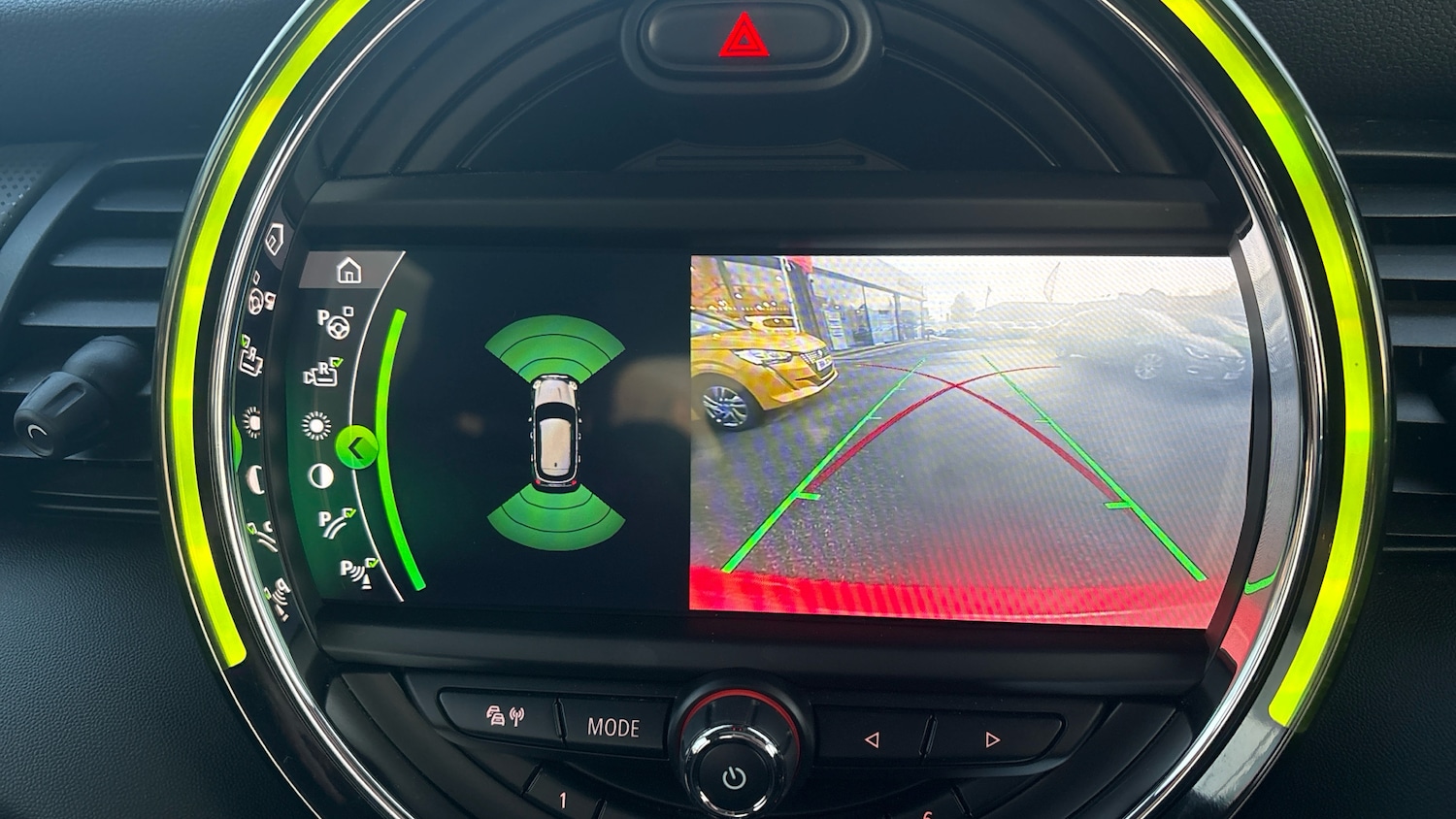 Used MINI Hatch 2019 for sale - 76879242: Photo 21