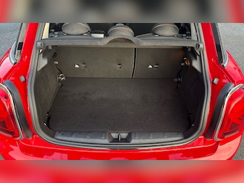 Used MINI Hatch 2019 for sale - 76879242: Photo