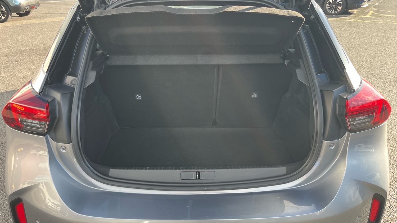 Used Vauxhall Corsa 2023 for sale - 76383088: Photo 4