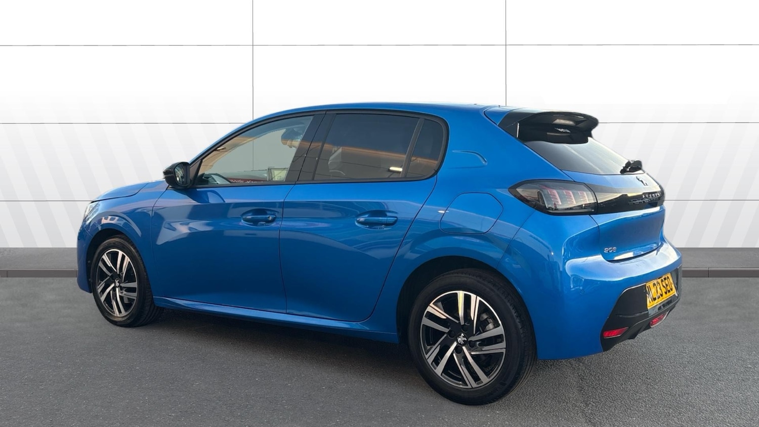Used Peugeot 208 2023 for sale - 77662431: Photo 2