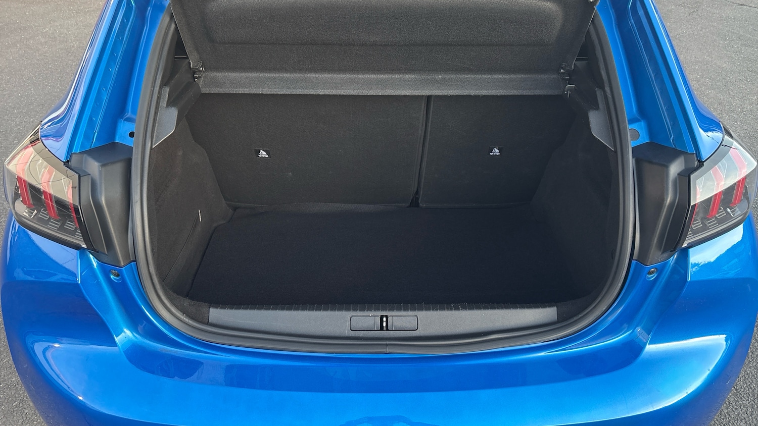 Used Peugeot 208 2023 for sale - 77662431: Photo 4