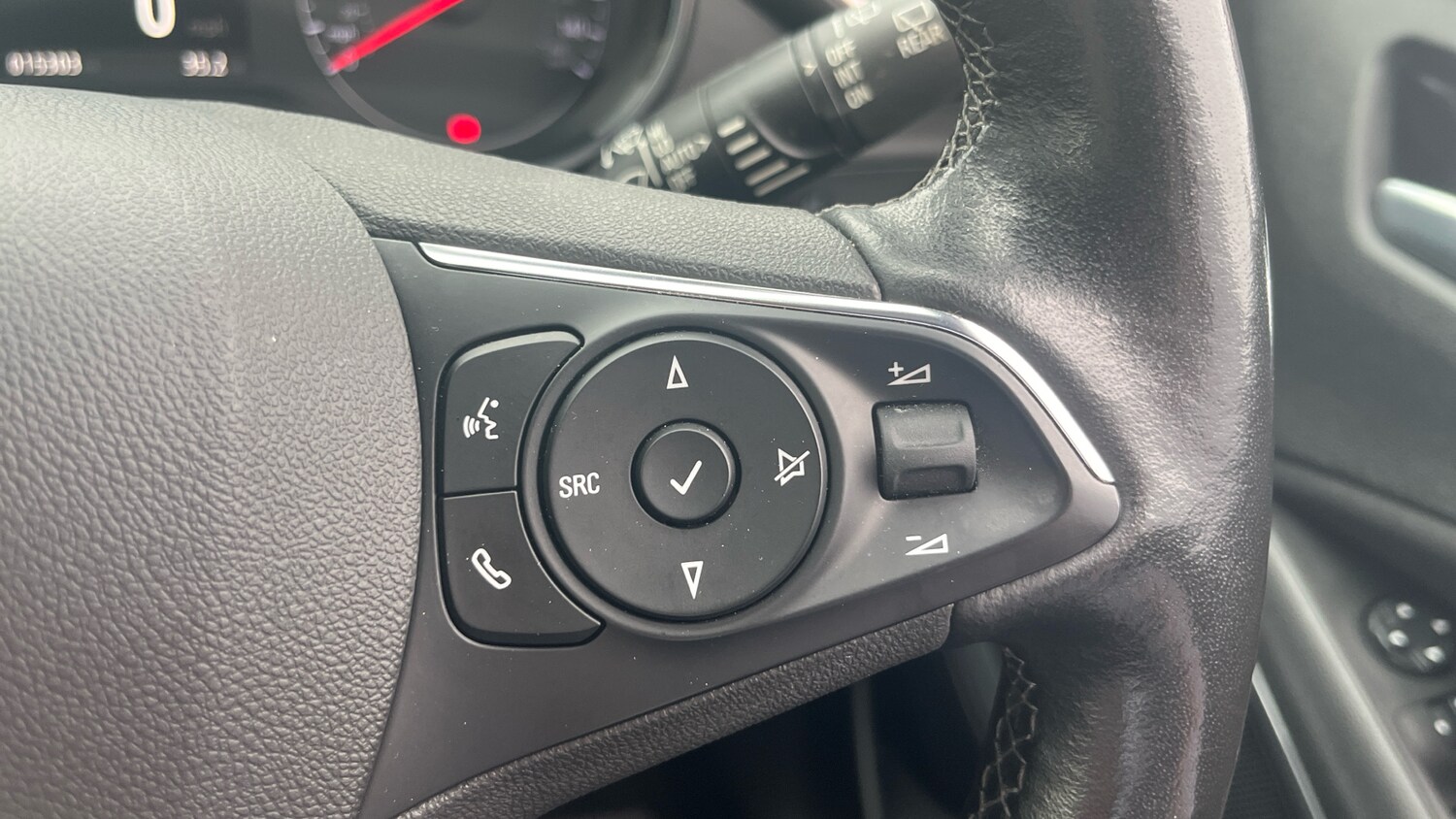 Used Vauxhall Crossland 2022 for sale - 76383085: Photo 21