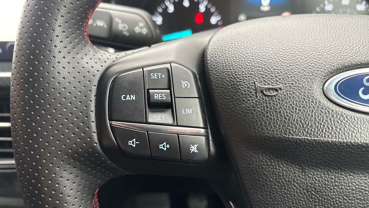 Used Ford Focus 2023 for sale - 76578058: Photo 21