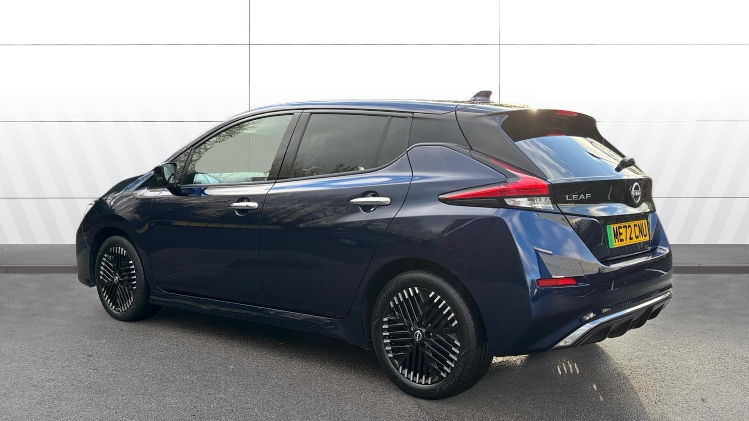 Used Nissan Leaf 2022 for sale - 77196336: Photo 2