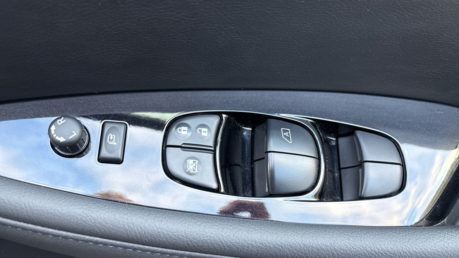 Used Nissan Leaf 2022 for sale - 77196336: Photo 42