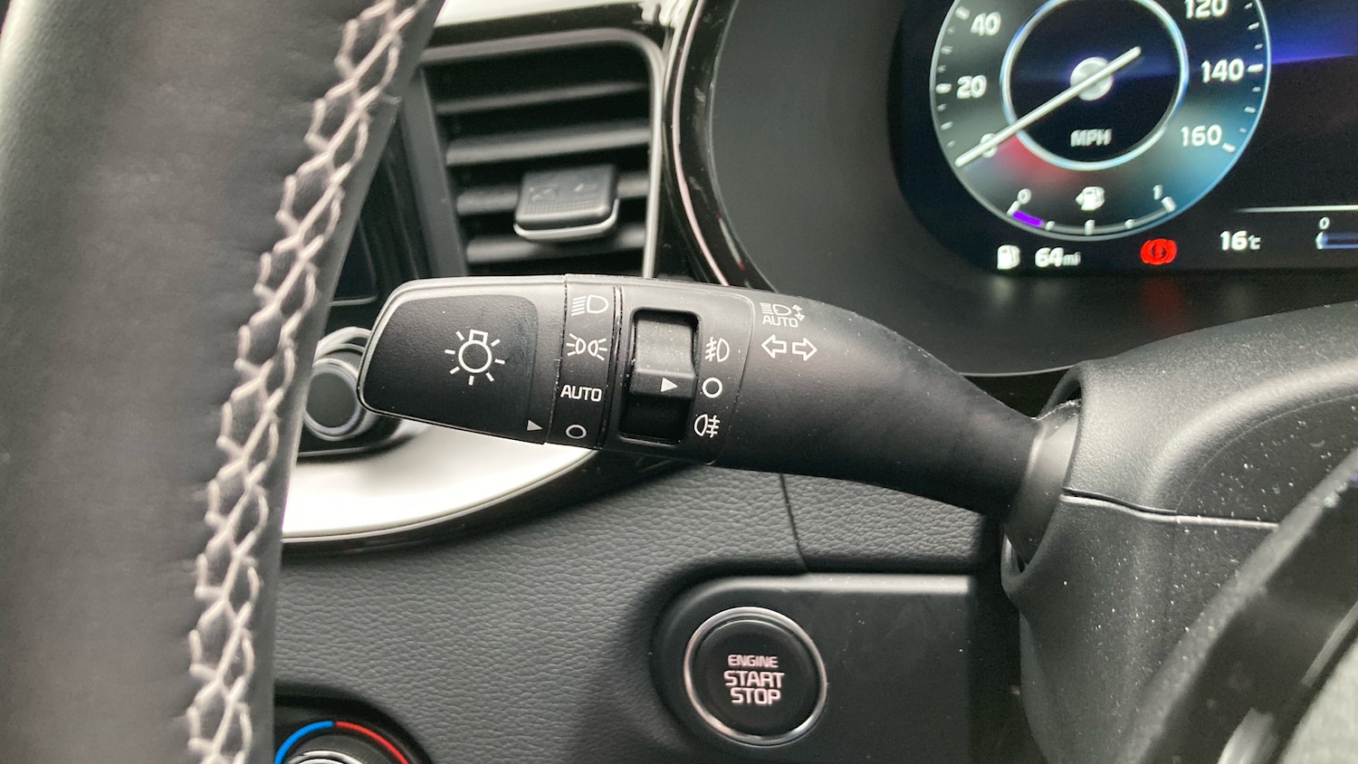 Used Kia XCeed 2024 for sale - 75995695: Photo 30