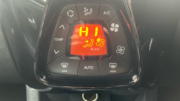 Used Toyota AYGO 2021 for sale - 76206501: Photo 26