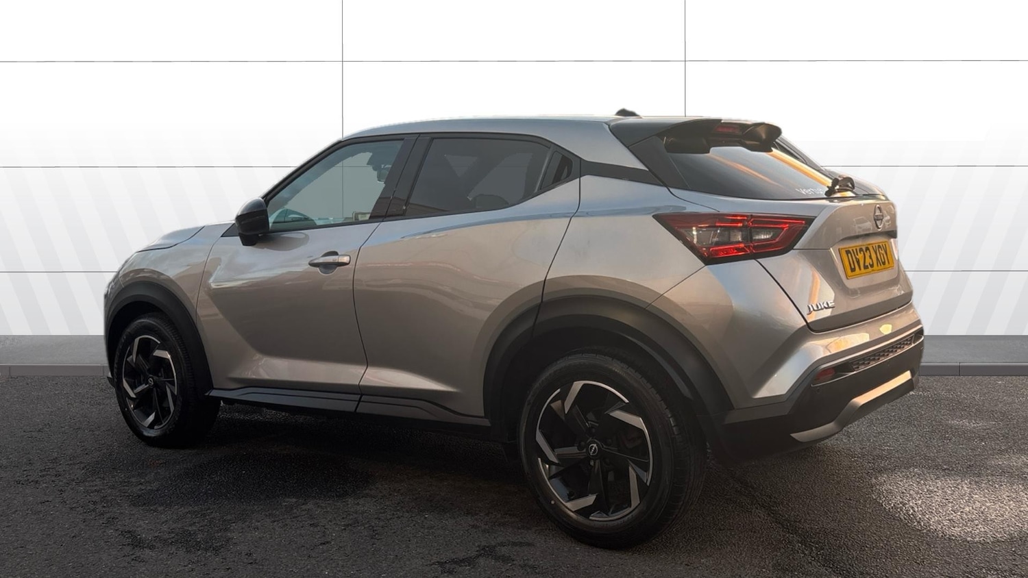 Used Nissan Juke 2023 for sale - 76452677: Photo 2