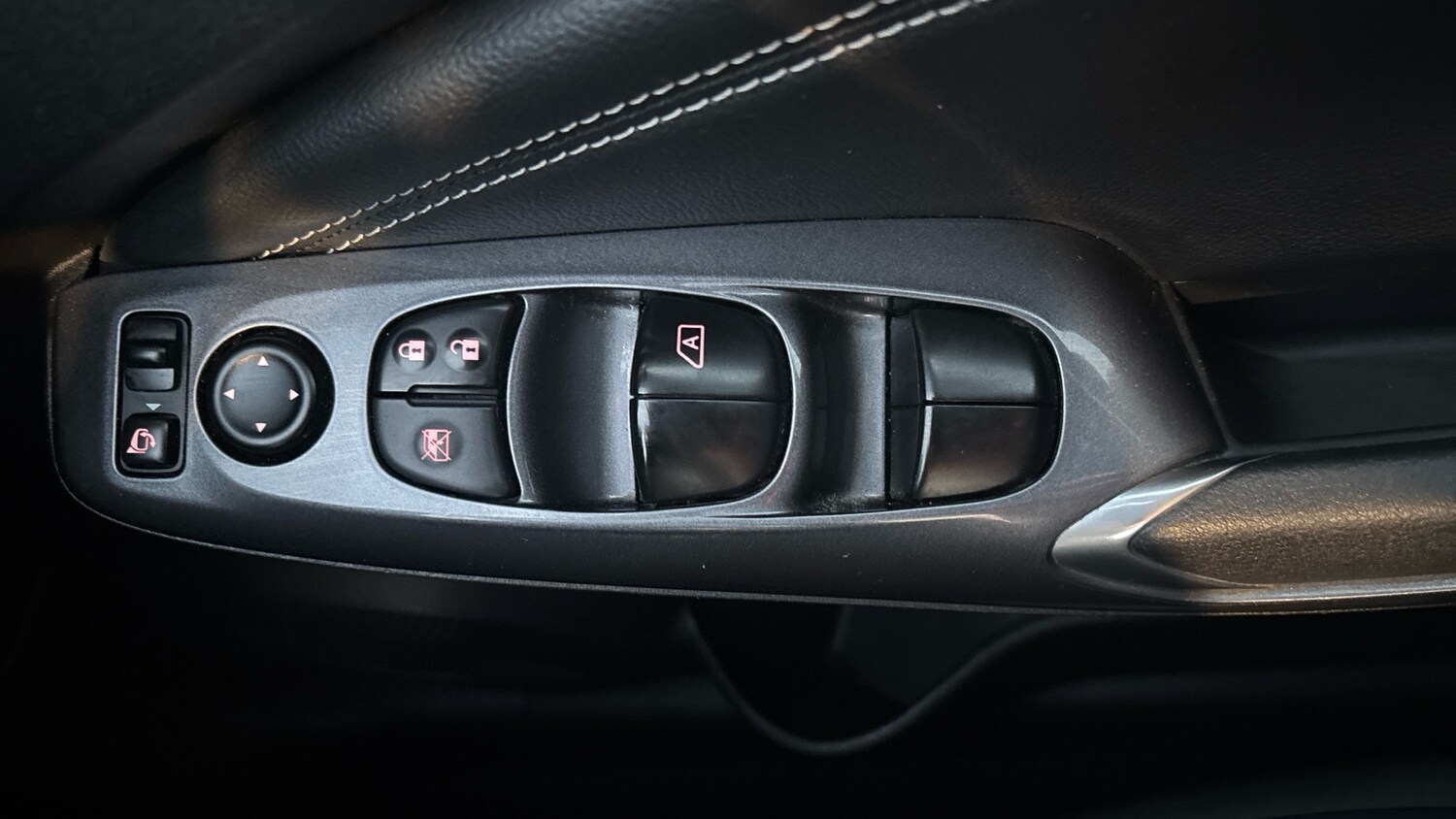 Used Nissan Juke 2023 for sale - 76452677: Photo 28