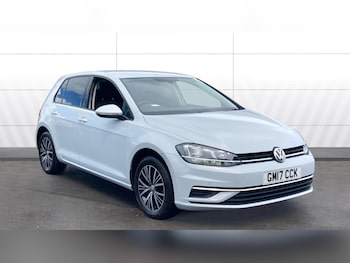 Used Volkswagen Golf 2017 for sale - 78764328: Photo