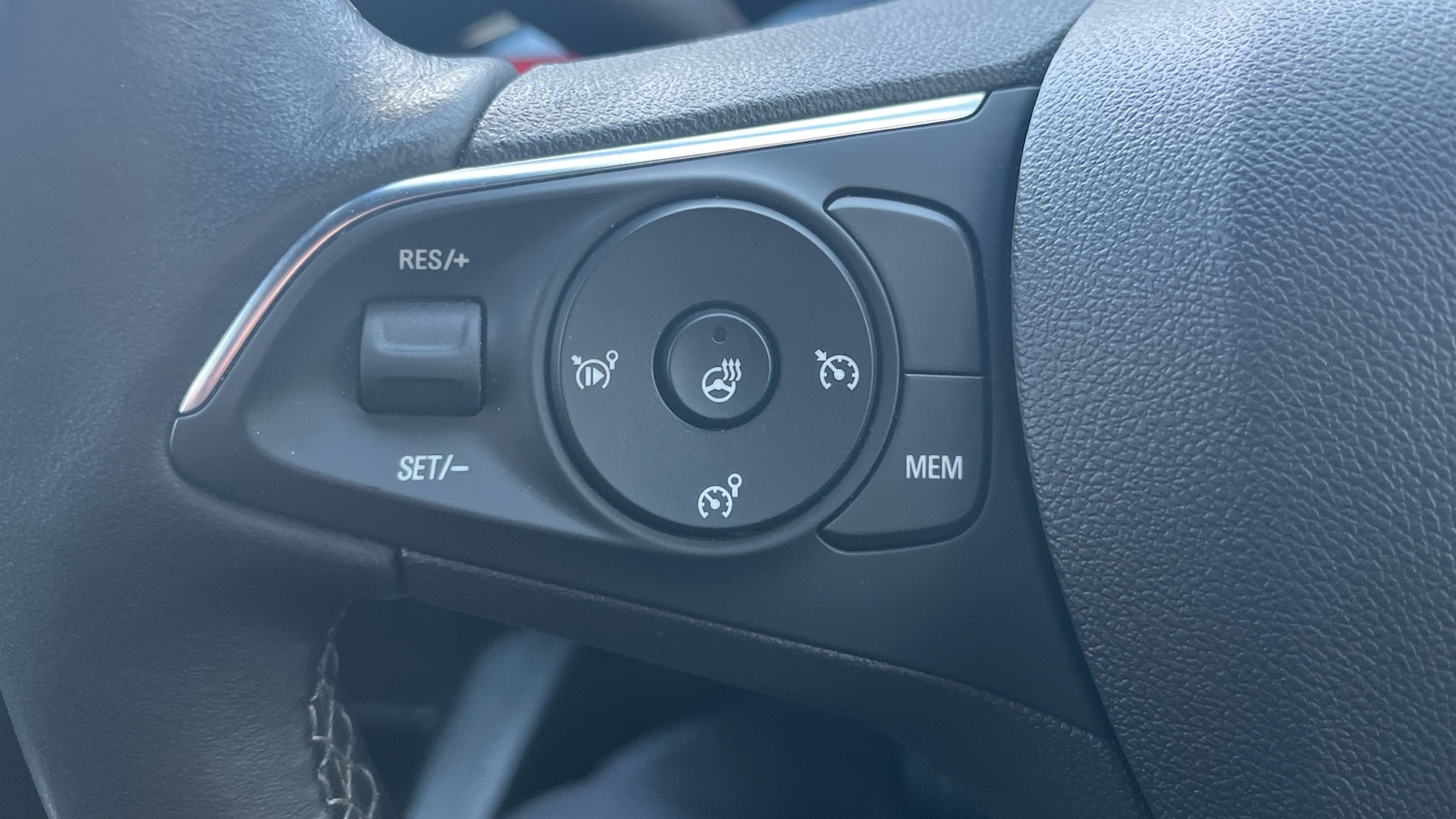 Used Vauxhall Mokka 2023 for sale - 76696918: Photo 32