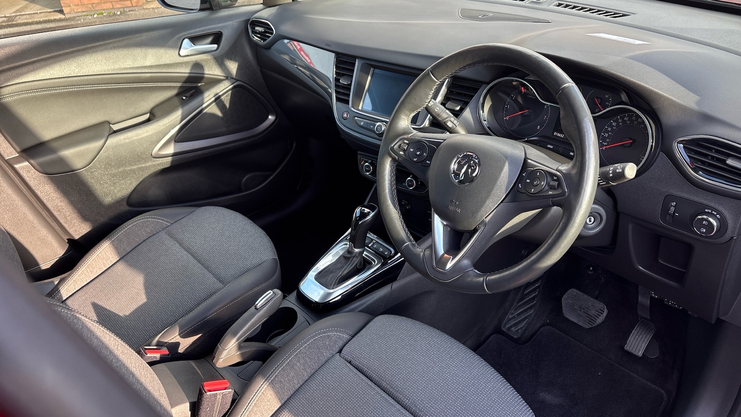 Used Vauxhall Crossland 2022 for sale - 76932094: Photo 11