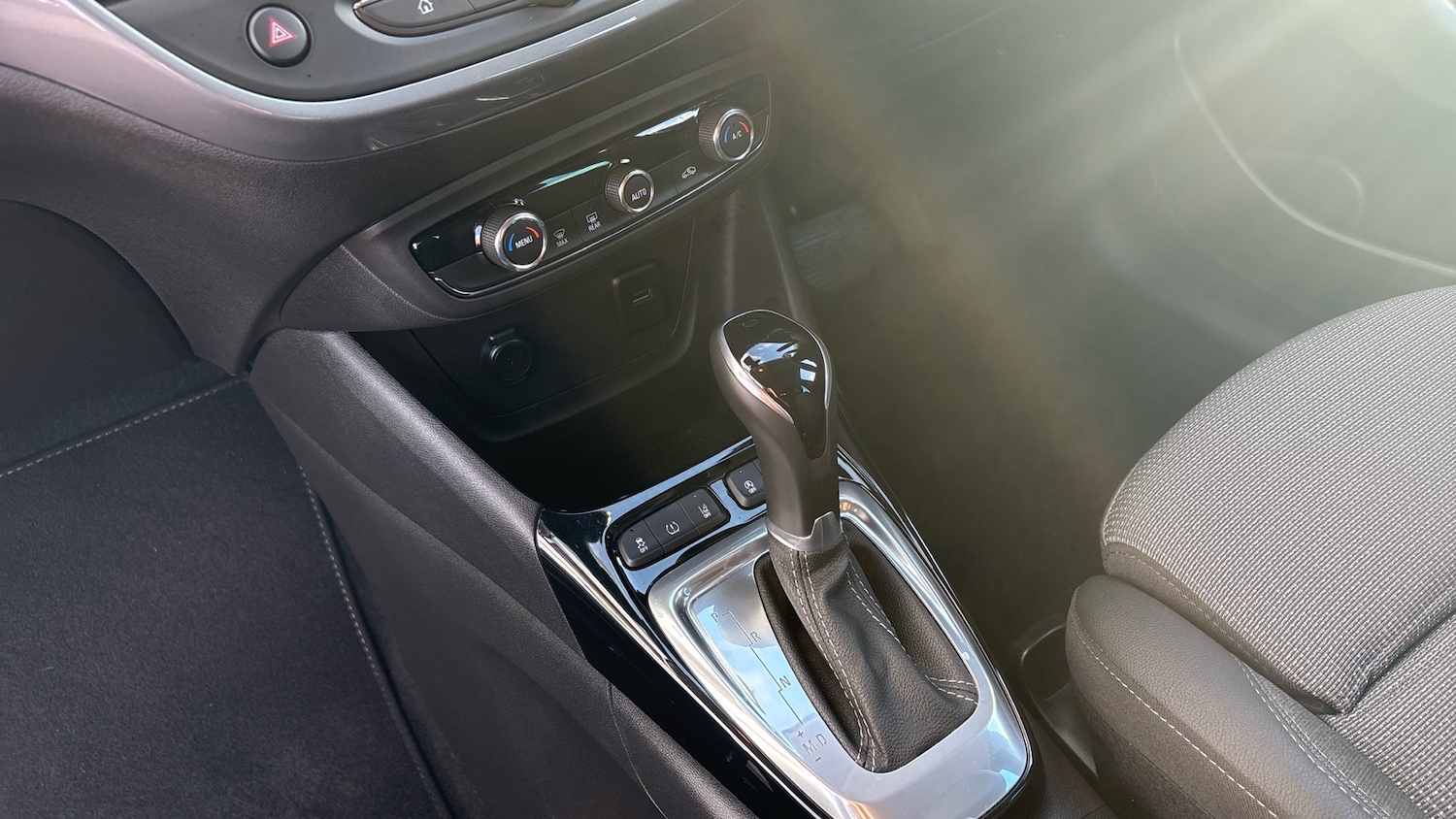 Used Vauxhall Crossland 2022 for sale - 76932094: Photo 13