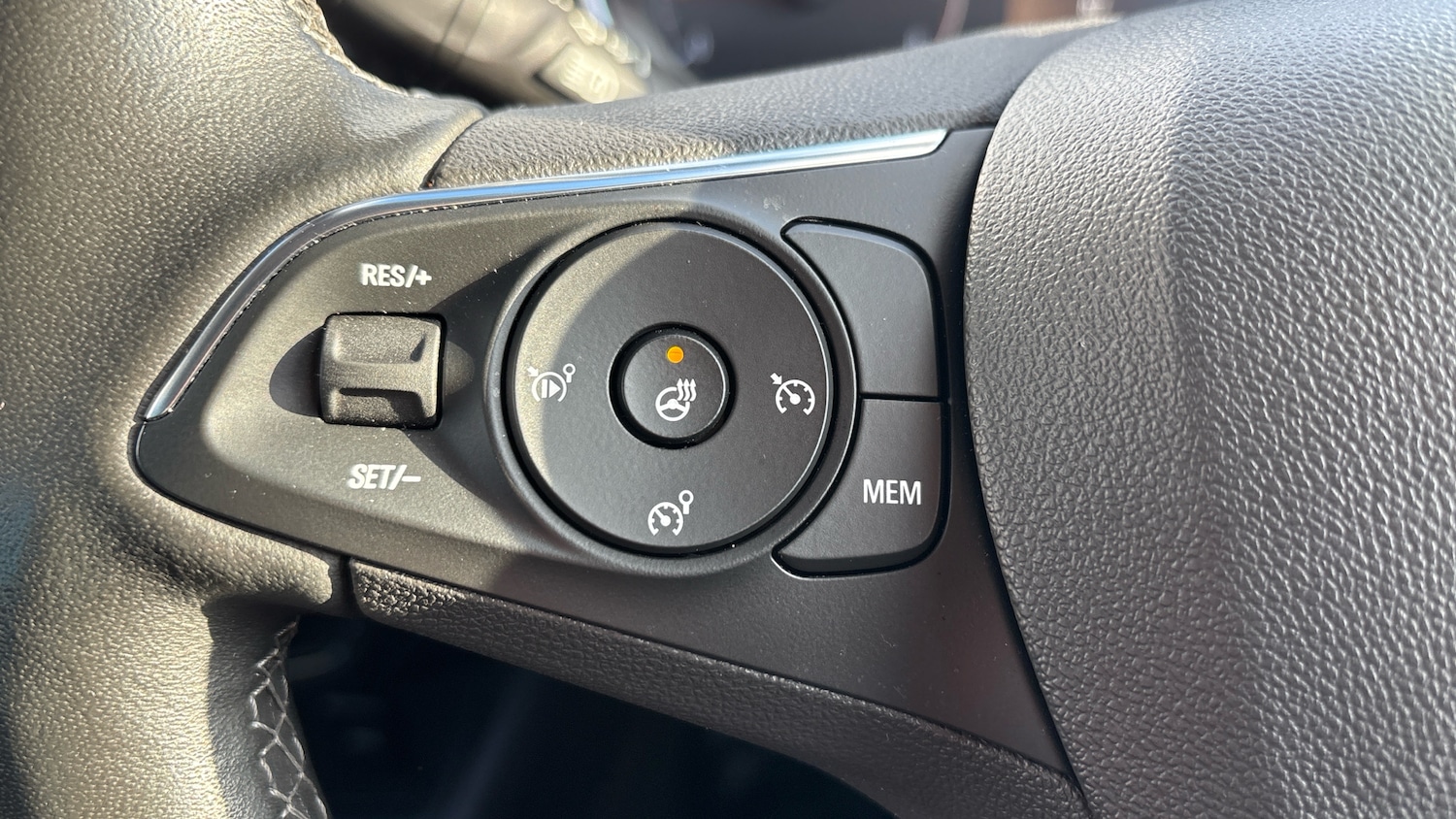 Used Vauxhall Crossland 2022 for sale - 76932094: Photo 21