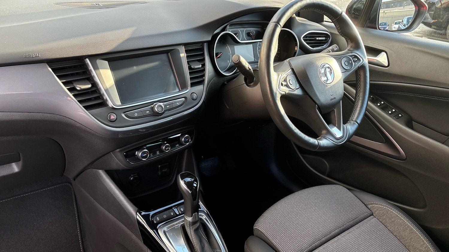 Used Vauxhall Crossland 2022 for sale - 76932094: Photo 9