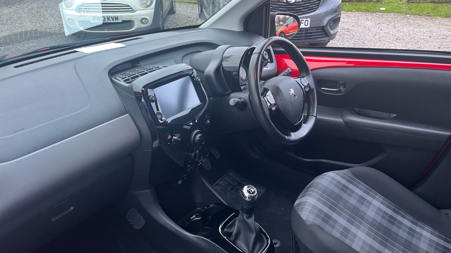 Used Peugeot 108 2019 for sale - 76627837: Photo 9