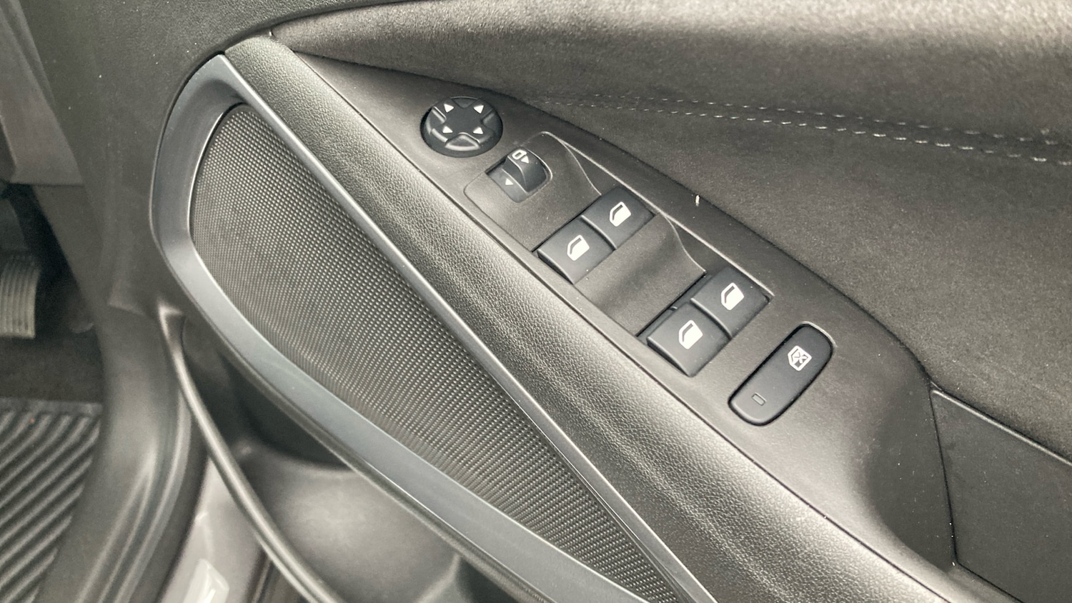 Used Vauxhall Crossland 2022 for sale - 76722727: Photo 24