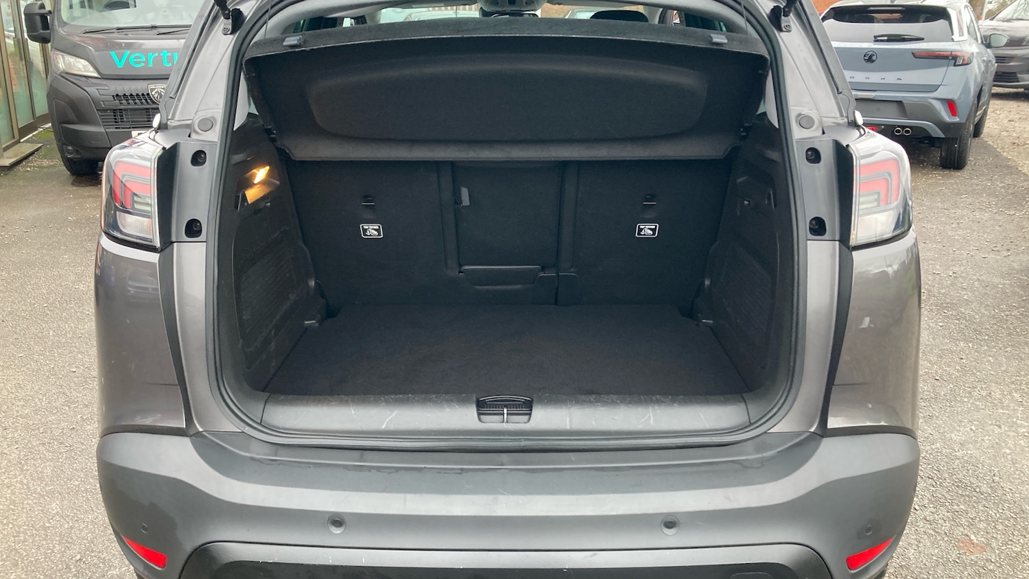 Used Vauxhall Crossland 2022 for sale - 76722727: Photo 4