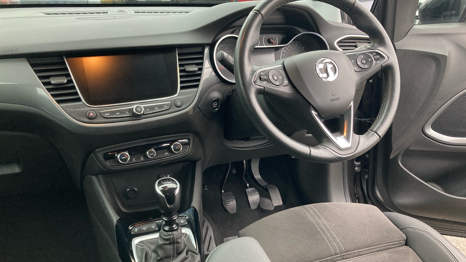 Used Vauxhall Crossland 2022 for sale - 76722727: Photo 9