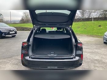 Used Vauxhall Astra 2024 for sale - 77011869: Photo