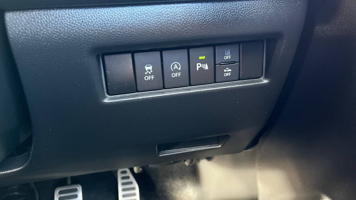 Used Suzuki Swift 2021 for sale - 76384904: Photo 36