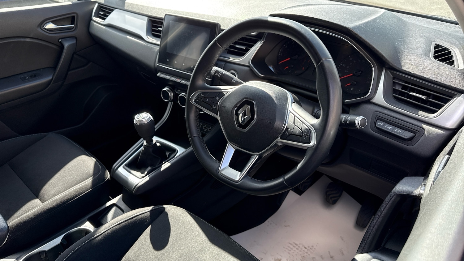 Used Renault Captur 2021 for sale - 76640820: Photo 11