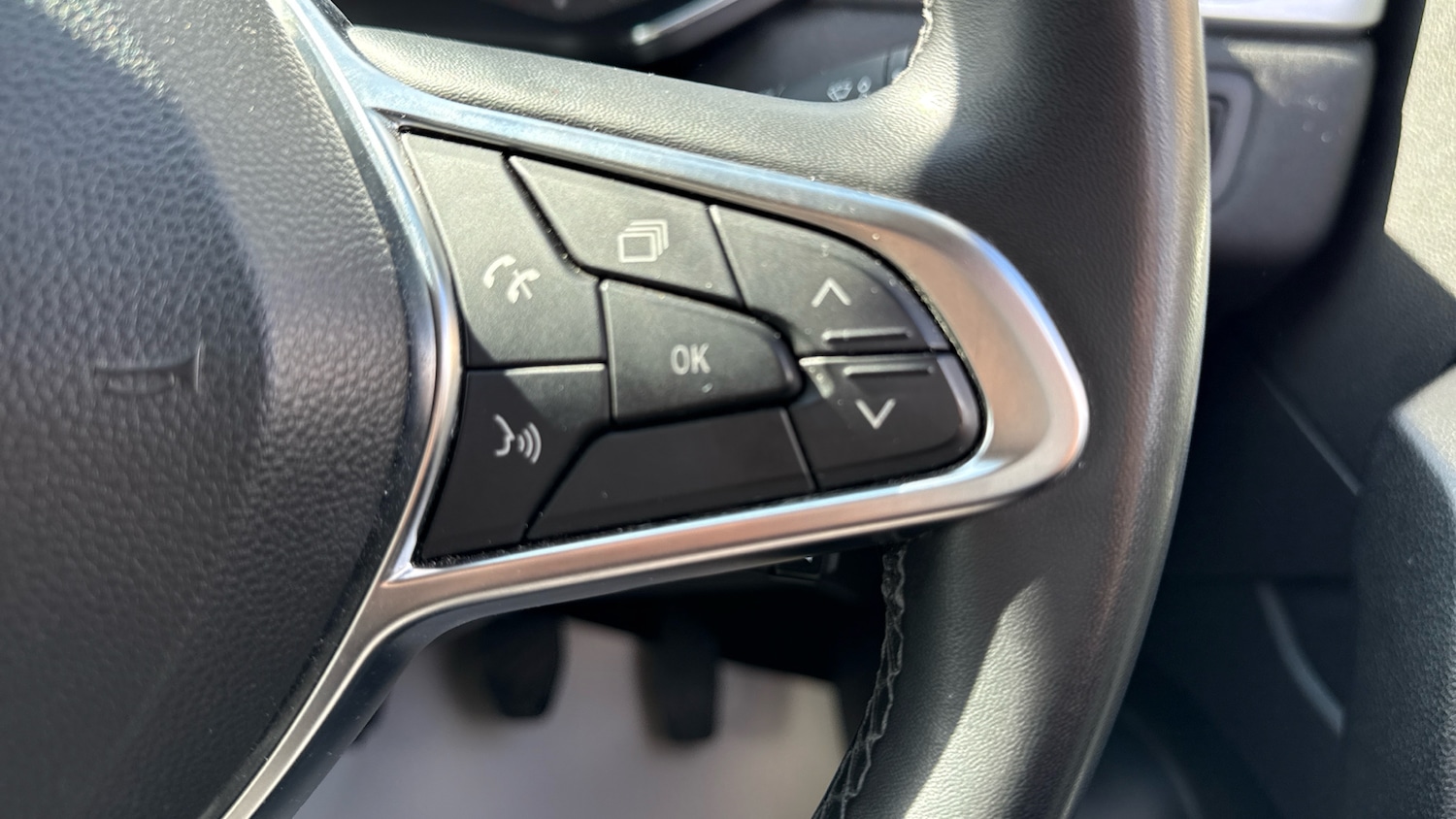 Used Renault Captur 2021 for sale - 76640820: Photo 28