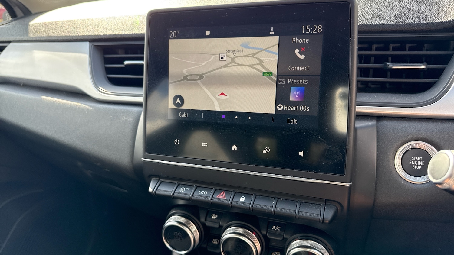 Used Renault Captur 2021 for sale - 76640820: Photo 38