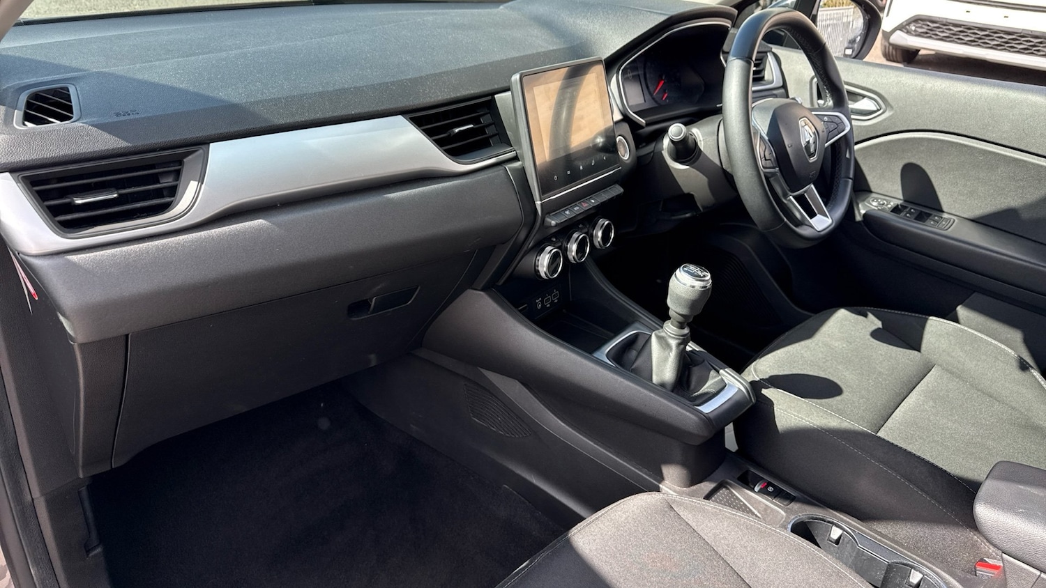 Used Renault Captur 2021 for sale - 76640820: Photo 9