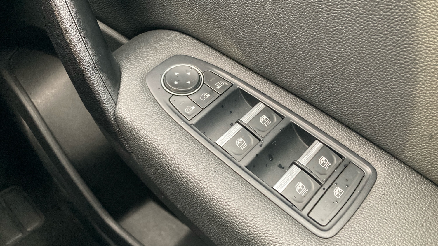 Used Renault Captur 2024 for sale - 77033366: Photo 23