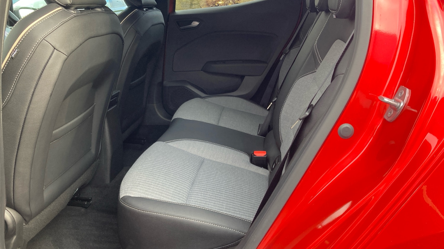 Used Renault Clio 2024 for sale - 76766811: Photo 16