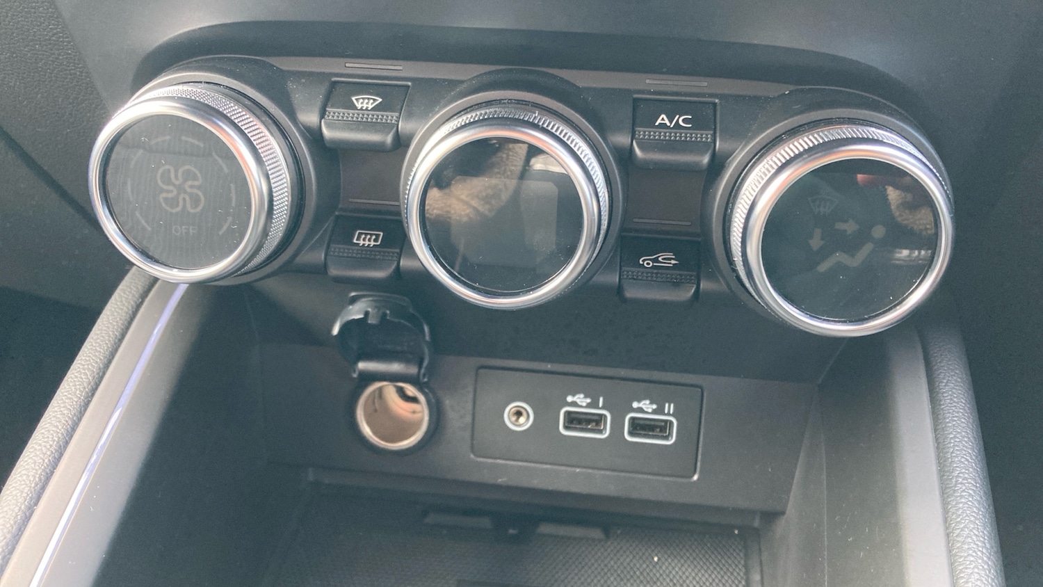 Used Renault Clio 2024 for sale - 76766811: Photo 20