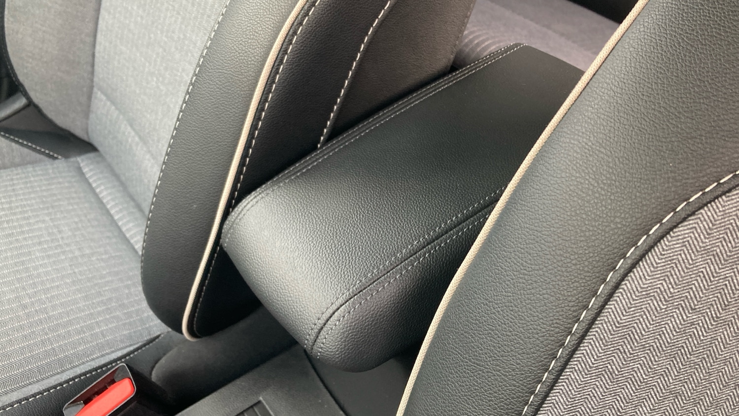 Used Renault Clio 2024 for sale - 76766811: Photo 22