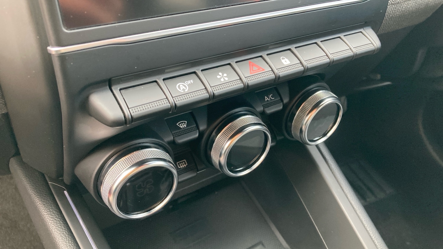 Used Renault Clio 2024 for sale - 76766811: Photo 24