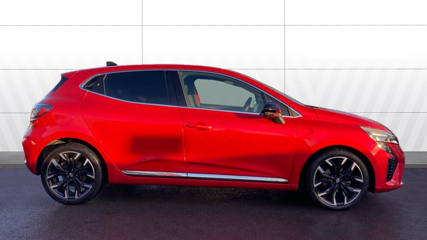 Used Renault Clio 2024 for sale - 76766811: Photo 5