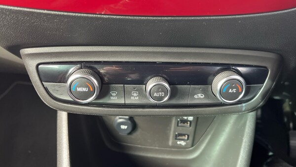 Used Vauxhall Crossland 2023 for sale - 76157041: Photo 29