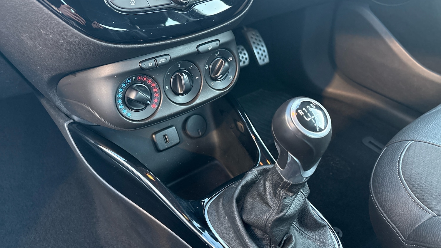 Used Vauxhall ADAM 2019 for sale - 77207332: Photo 13