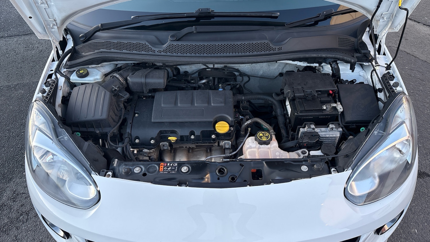 Used Vauxhall ADAM 2019 for sale - 77207332: Photo 8