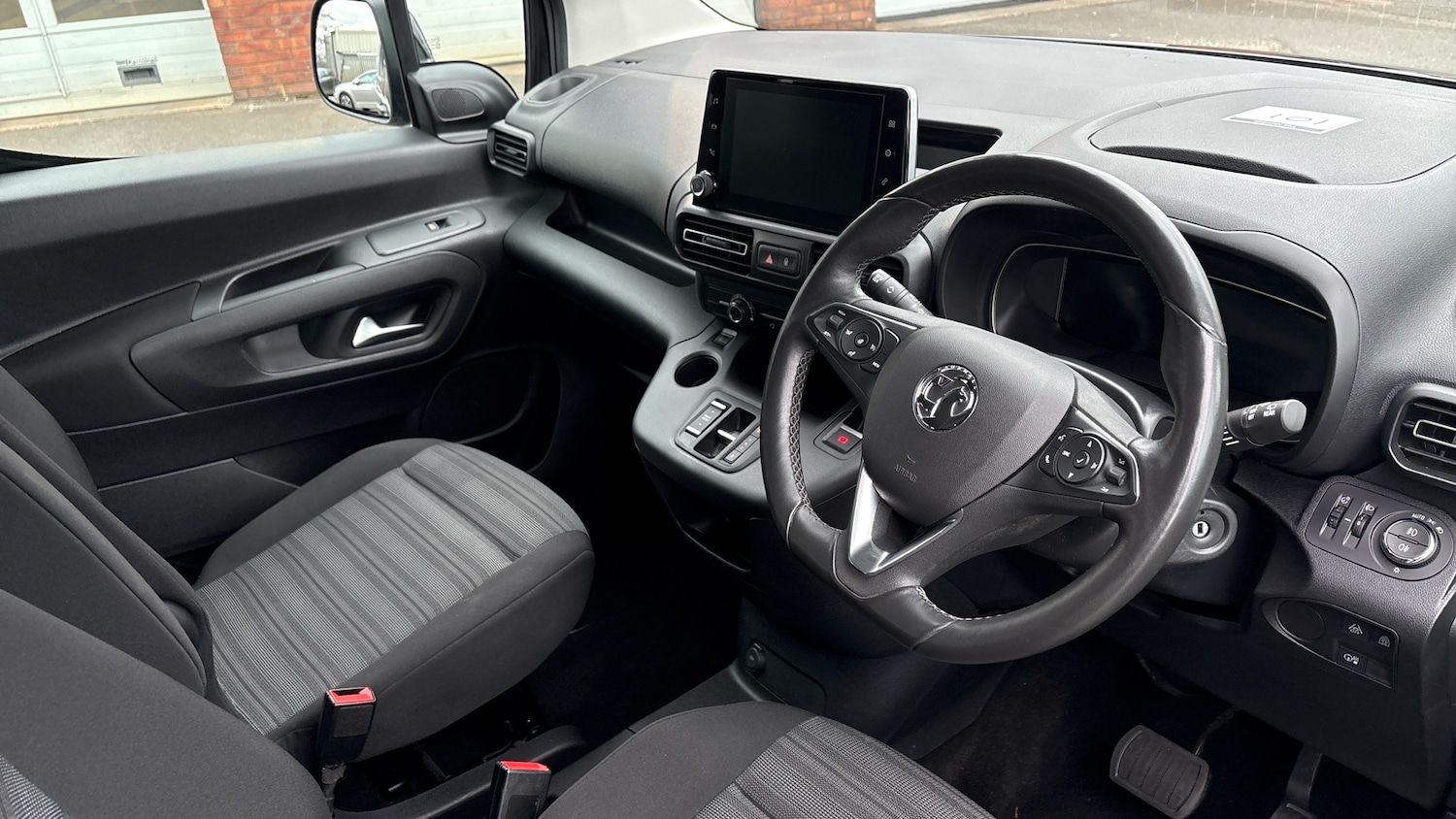 Used Vauxhall Combo Life 2022 for sale - 77846338: Photo 11