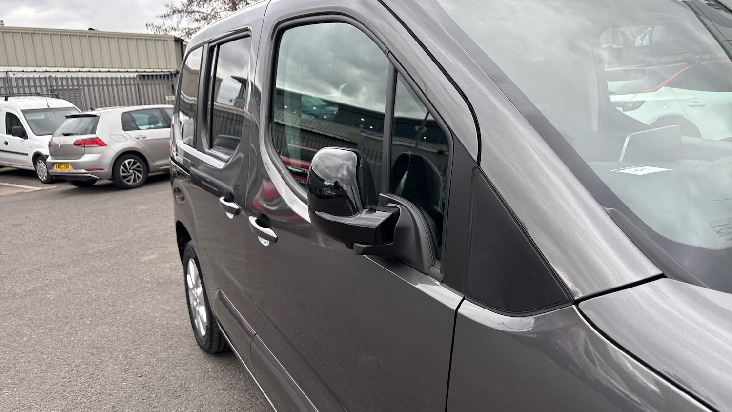 Used Vauxhall Combo Life 2022 for sale - 77846338: Photo 41
