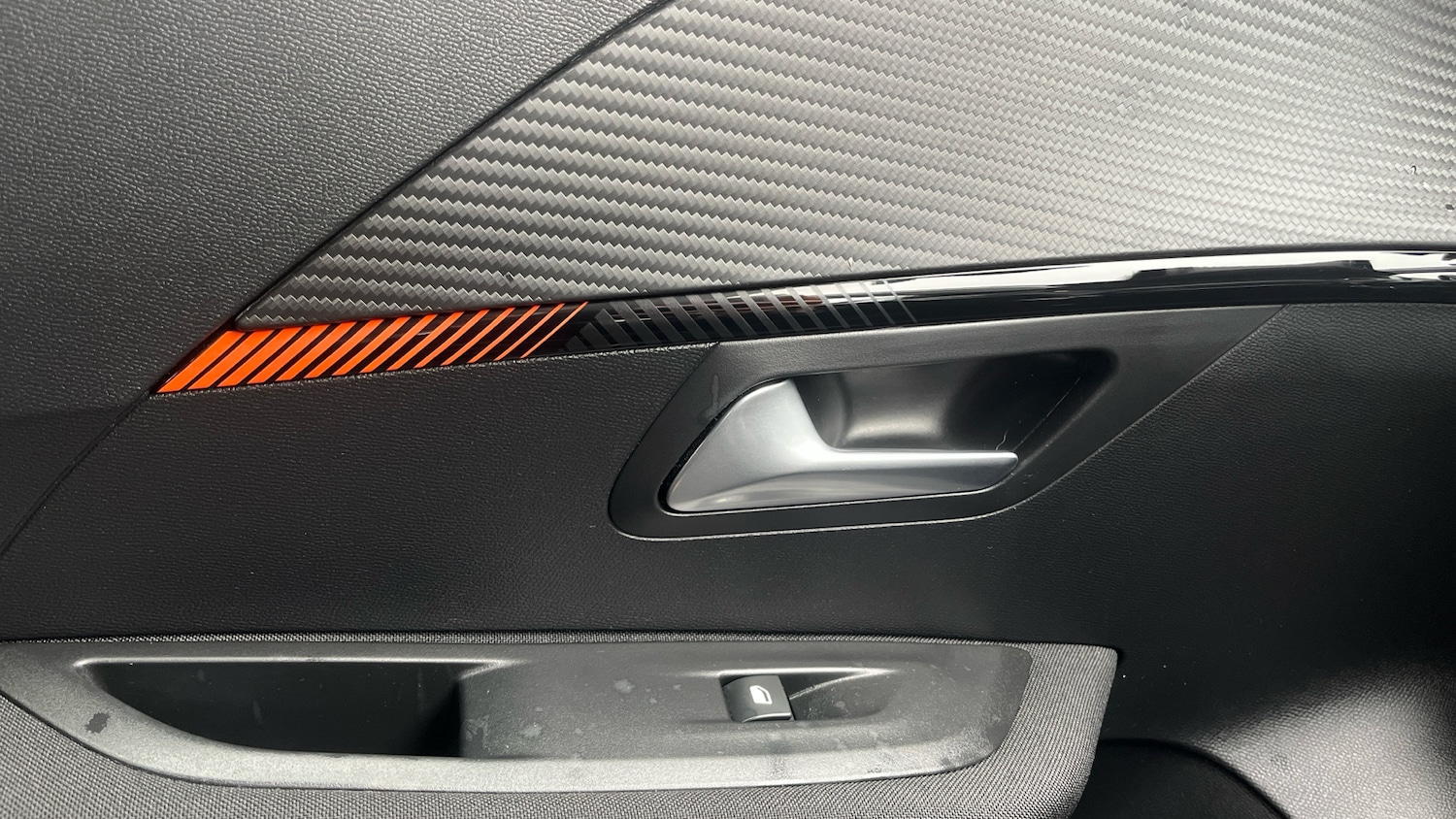 Used Peugeot 208 2020 for sale - 76005900: Photo 29