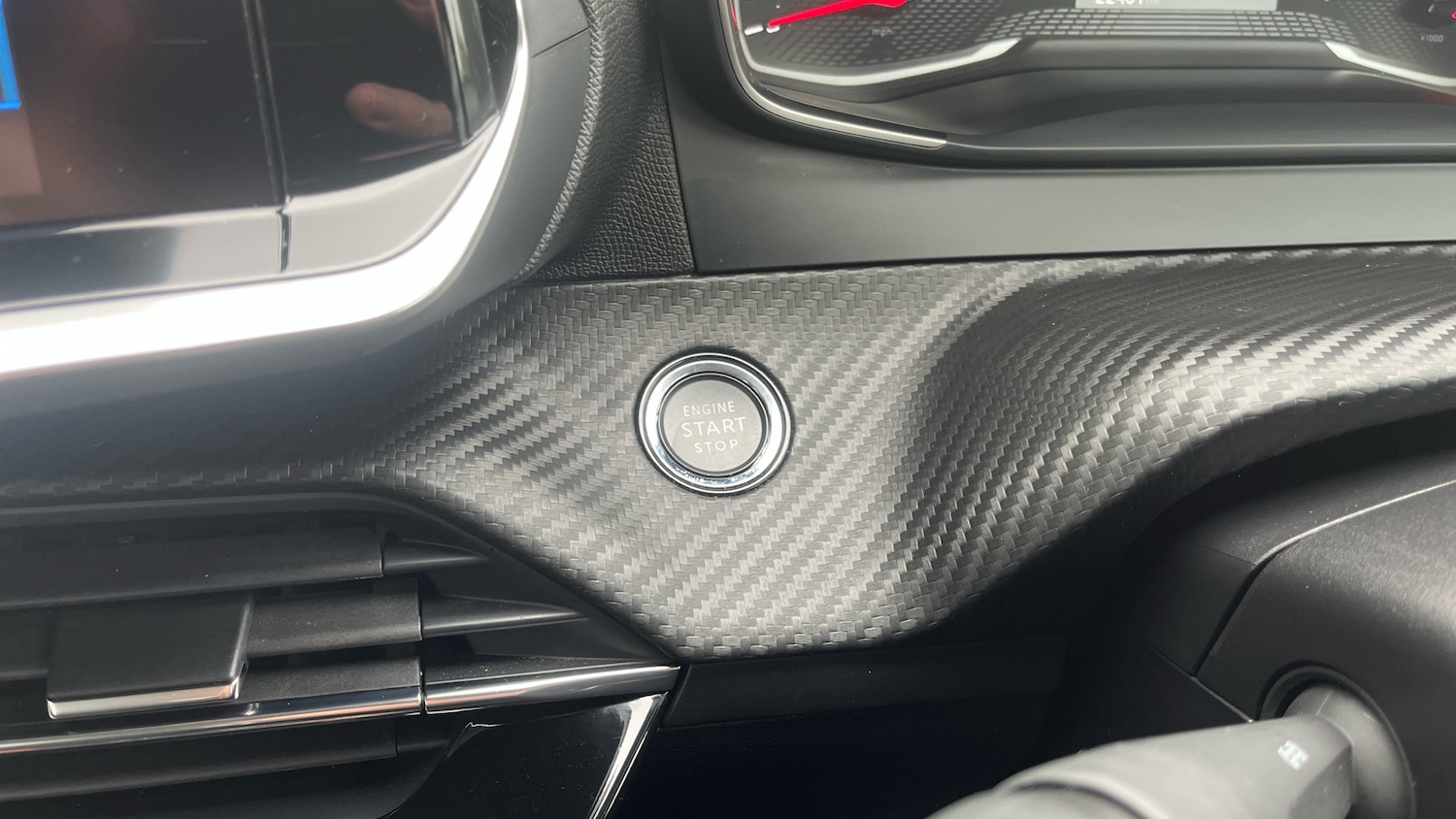 Used Peugeot 208 2020 for sale - 76005900: Photo 35