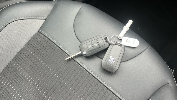 Used Peugeot 2008 2019 for sale - 76275916: Photo 20