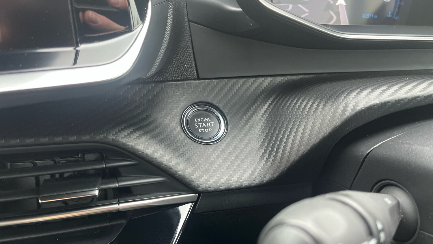 Used Peugeot 2008 2023 for sale - 76287837: Photo 36