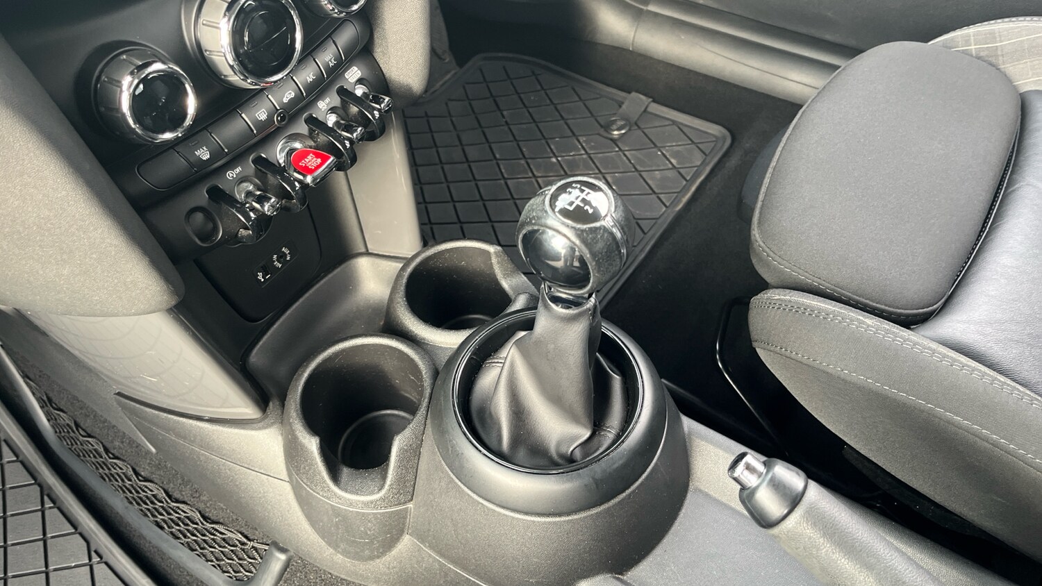 Used MINI Hatch 2018 for sale - 78164689: Photo 13