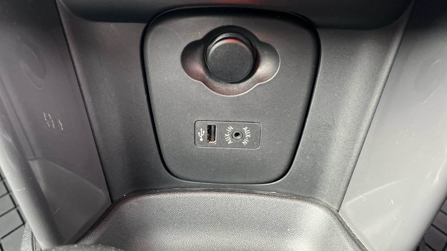 Used MINI Hatch 2018 for sale - 78164689: Photo 27