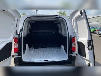 Used Vauxhall Combo 2025 for sale - 75502227: Photo