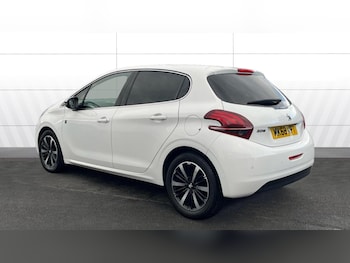 Used Peugeot 208 2018 for sale - 76519250: Photo