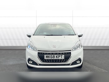 Used Peugeot 208 2018 for sale - 76519250: Photo